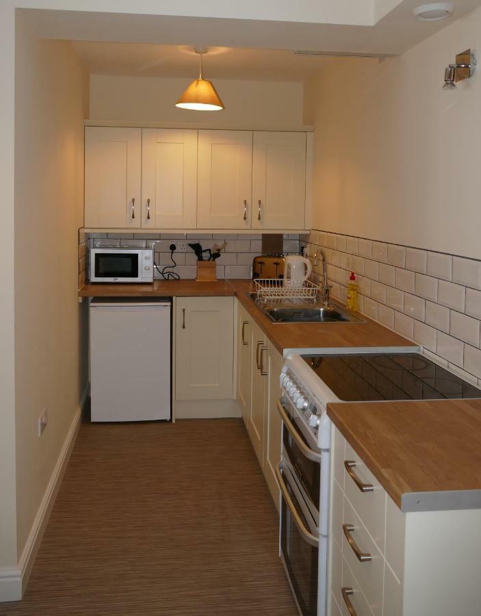 2 Bell Street Apartment ทัลการ์ธ ภายนอก รูปภาพ