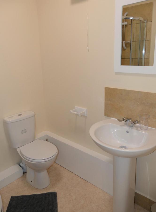 2 Bell Street Apartment ทัลการ์ธ ภายนอก รูปภาพ